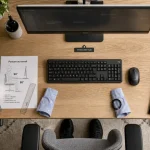 Posture au travail : écran à hauteur des yeux et angle 90°